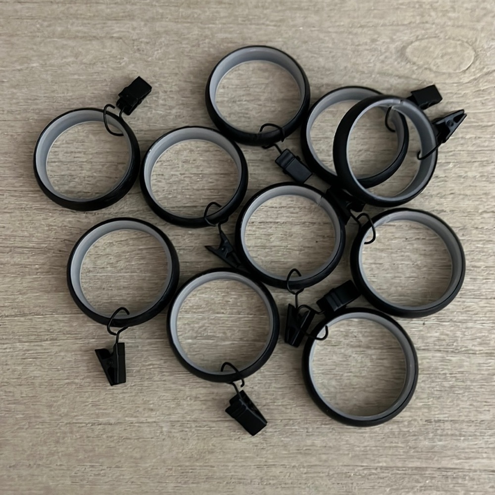Pottery Barn Cast Iron Black Quiet Glide Curtain Clip Rings Large 1.25”